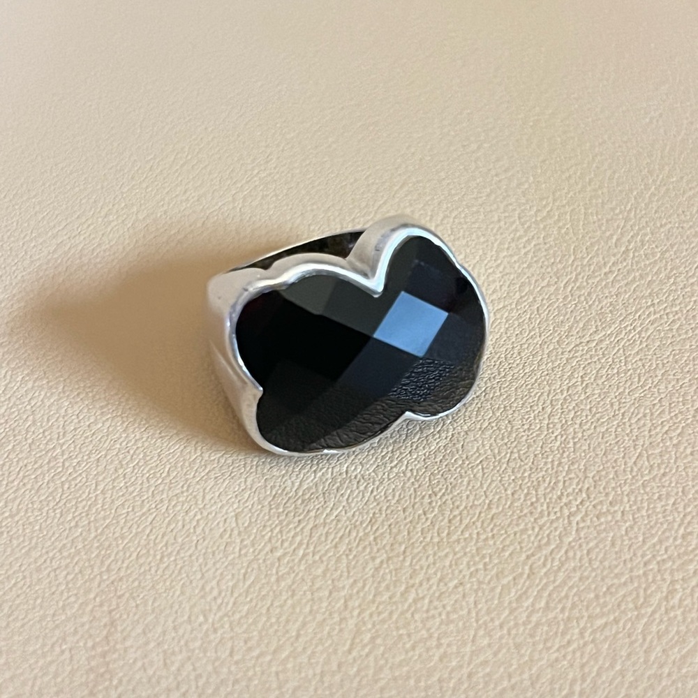 SILVER TOUS COLOR RING WITH FACETED ONVX
